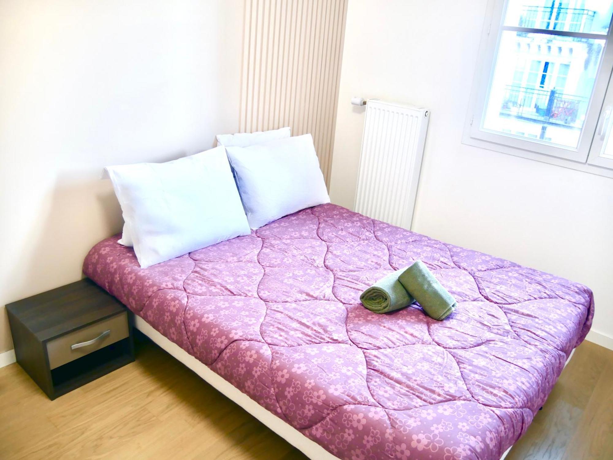 Horizon Apartment เลอเปลซีส์-โรแบงซง ภายนอก รูปภาพ