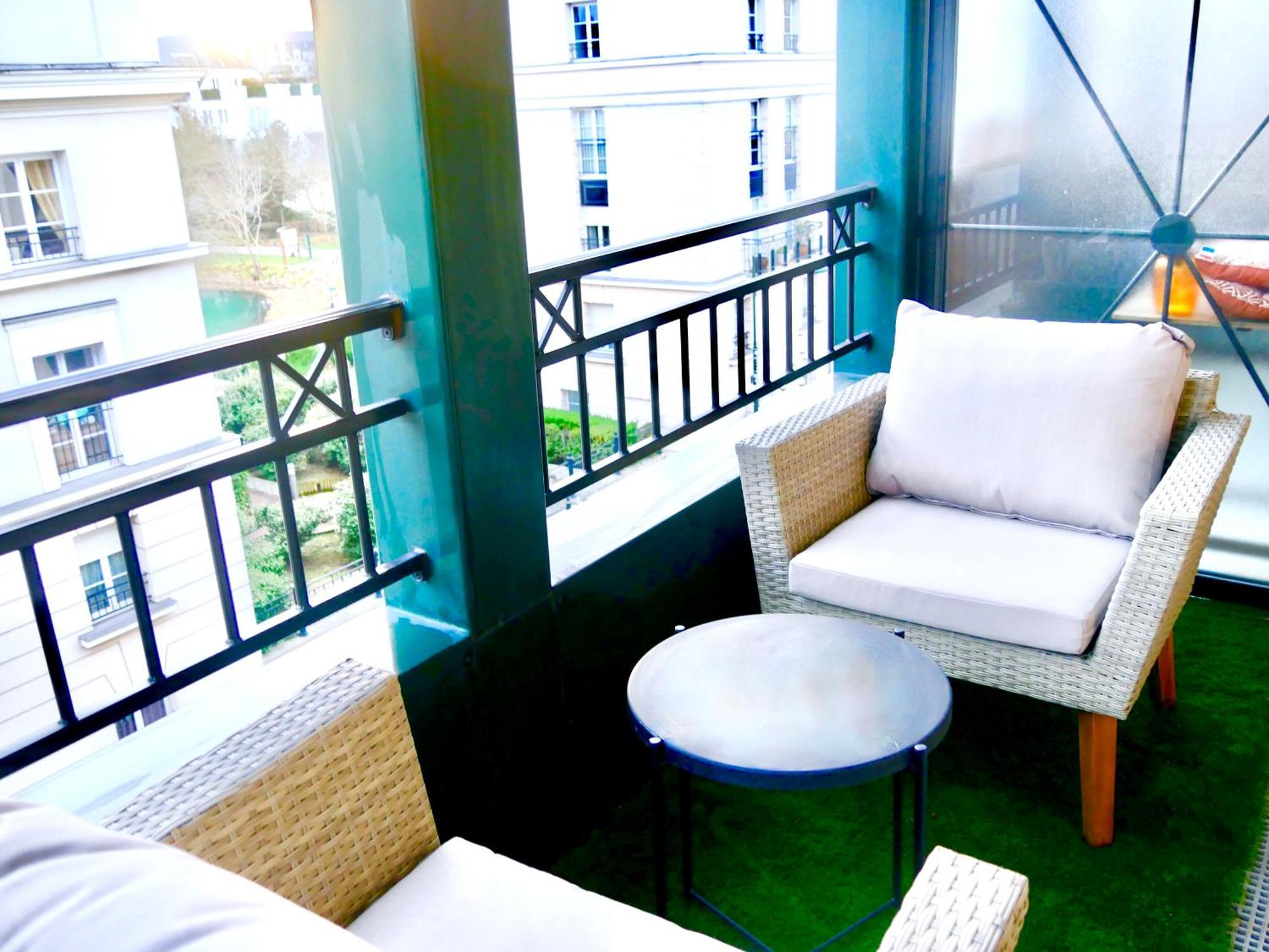 Horizon Apartment เลอเปลซีส์-โรแบงซง ภายนอก รูปภาพ