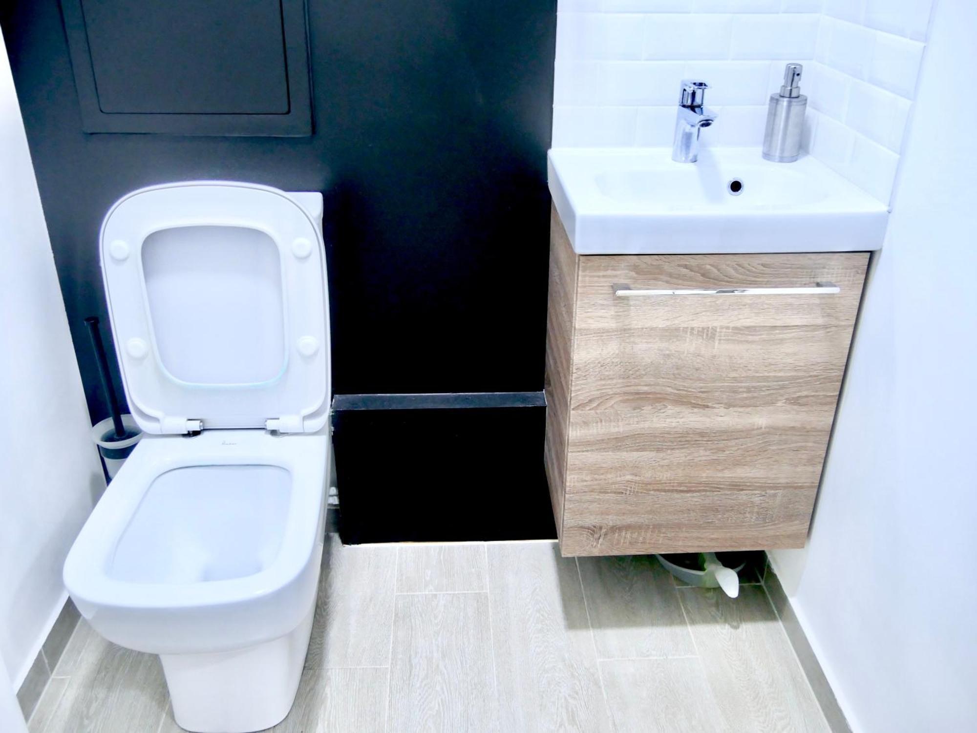 Horizon Apartment เลอเปลซีส์-โรแบงซง ภายนอก รูปภาพ